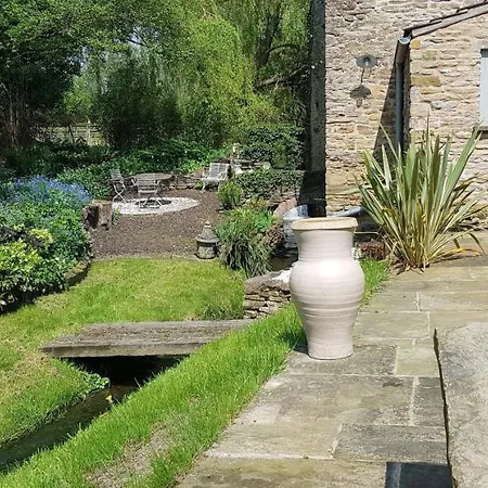 Holiday home Seaves Mill Cartsheds York